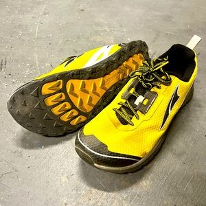 Altra Footwear Lone Peak